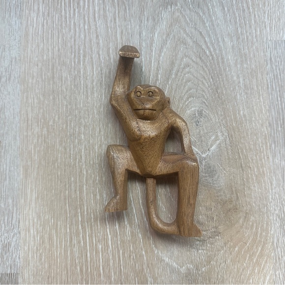 Wooden Monkey Bookshelf Hook - Picture 1 of 2